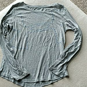 Girls YXL Under Armour grey long sleeve